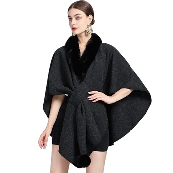 Image 1 of Стилна пелерина в черно с пухкава яка от еко-кожа