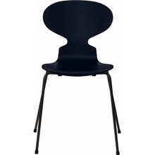 Fritz Hansen Ant 3101 lacquered midnight blue / black