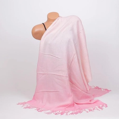 Дамски шал в преливащи се розови нюанси