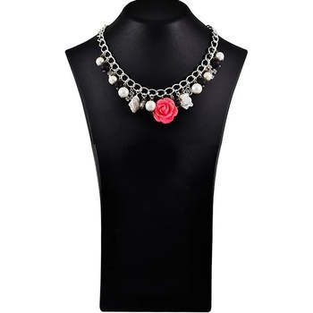 Dannyra Колие с червен цвят, седеф, перли, посребрени елементи Chain-red rose Dannyra Jewels