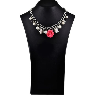 Dannyra Колие с червен цвят, седеф, перли, посребрени елементи Chain-red rose Dannyra Jewels
