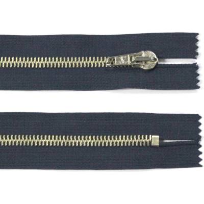 Kovový zip no.5 nerozepínací 22cm jeansový - více barev Barva: 15 navy tmavě modrá (stříbrné zuby)