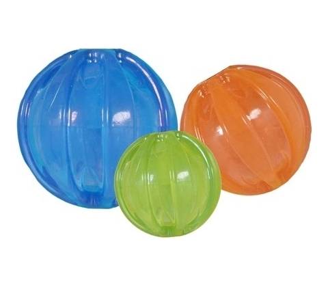 JW Squeaky Ball M 7,5 cm