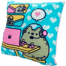 CurePink Polštář Pusheen Chatování s přáteli online 40x40