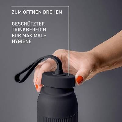 Emsa izolovaná láhev na vodu beYou Twist 700 ml s integrovaným sítkem a popruhem na nošení