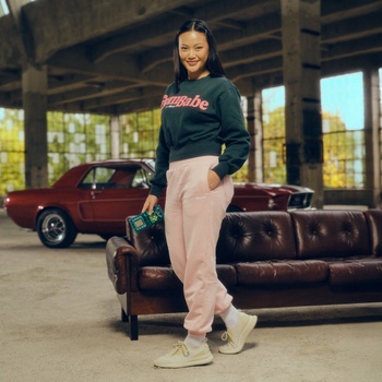 GymBeam Дамско долнище GymBabe Cherrybloom L