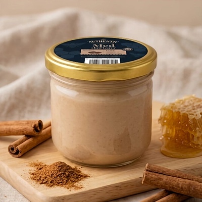 Authentic med skořicový 290g