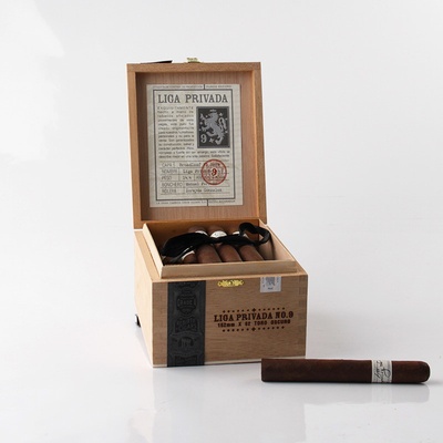 Drew Estate Liga Privada No.9 Toro