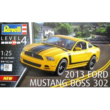 Revell 2013 Ford Mustang Boss 302Plastic Model Kit 07652 1:25