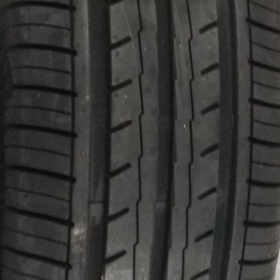 Yokohama BluEarth ES32 185/60 R15 88H