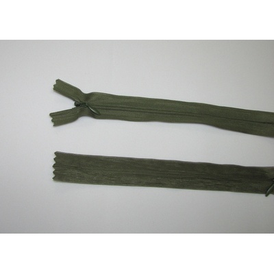 Zips krytý 3mm zelená nedeliteľný 18cm dederon