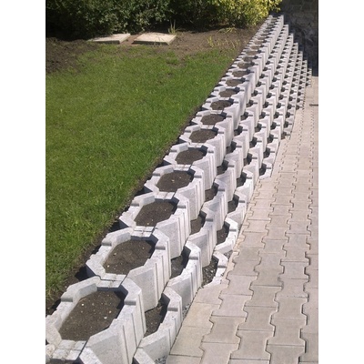 Svahová tvárnice Feston 40x30x20cm šedá – Sleviste.cz