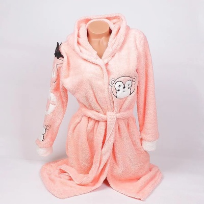 Дамски халат в кайсиев цвят с животни