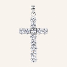 SilveAmo Strieborný prívesok krížik so zirkónmi Crystal Cross P2F.4042