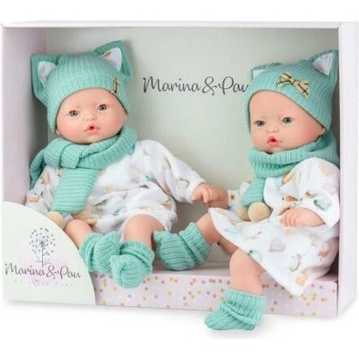Marina & Pau Realistická miminka dvojčátka Hermína a Hermánek v zelených čepičkách a šálách Pitus Baby 40 cm