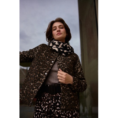 Moodo Кремав шал с леопардов принт Moodo Moodo | Kafyav | ЖЕНИ | ЕДИН РАЗМЕР