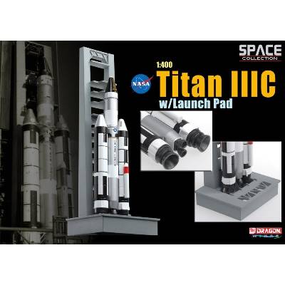 Dragon Titan IIIC with Launch Pad 1:400