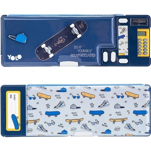 YOLO Ретро несесер YOLO Skate Board - С калкулатор (121298-170-51)