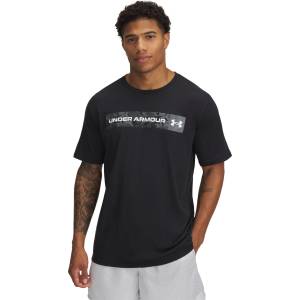 Under Armour Camo Chest Stripe SS Размер: M / Цвят: черен