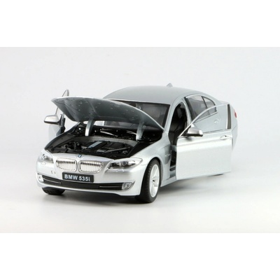 Welly BMW 535i stříbrná 1:24