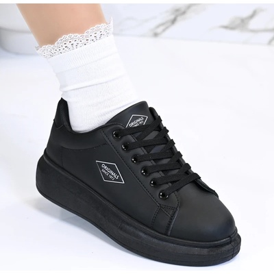 Сникърси W081005 Black