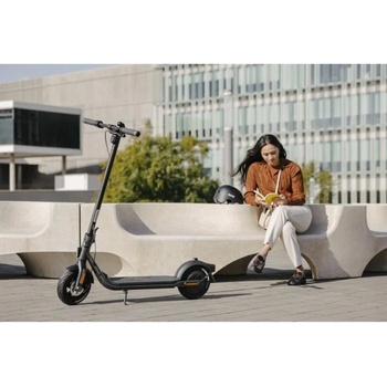 Image 1 of Segway KickScooter F2 (AA.05.12.01.0003)
