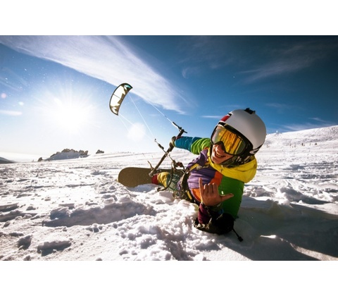 Snowkiting