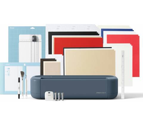Cricut Maker 5 Essential Bundle