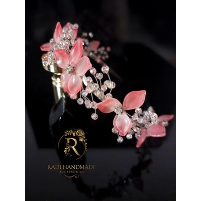 Radi handmade Луксозна диадема с розови перлени цветя (463)