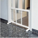 Ostatní pomůcky pro psy Trixie Posuvná dveřní zábrana bílá 65-108 x 61 x 31 cm