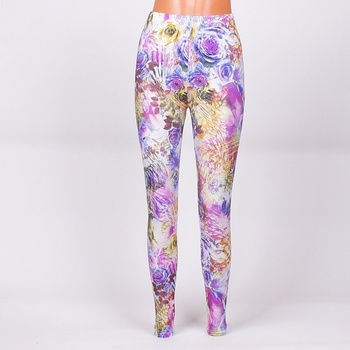 Дълъг шарен клин с цветя