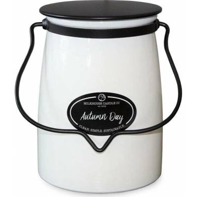 Milkhouse Candle Autumn Day 624 g