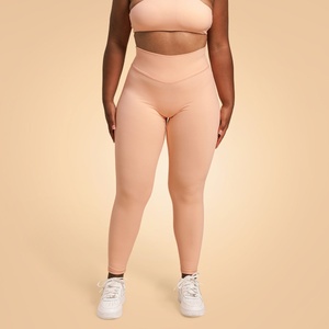 GymBeam BeastPink Дамски клин Venture Peach L