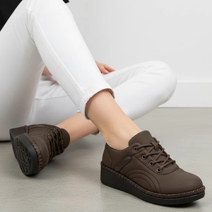  Ежедневни дамски обувки A18216-2 Brown