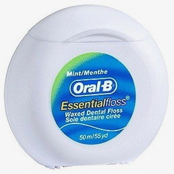 Oral-B Essential Floss voskovaná mentolová nit 50 m