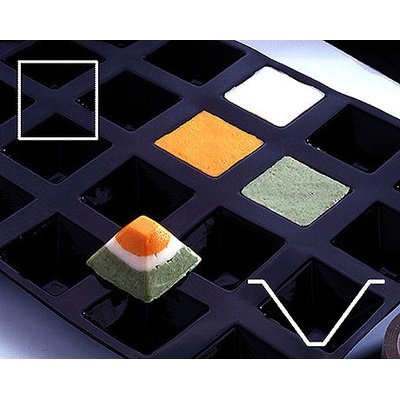 Contacto Silikonová forma GN 1/2 30x pyramida 35x35x25 mm 6688/035 černá