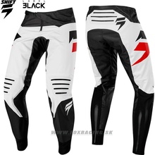 Shift 3Lack Mainline čierna/biela