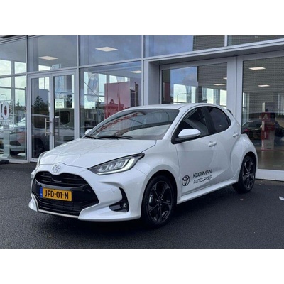 Toyota Yaris 1.5 Hybrid Executive 96 kW