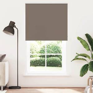 vidaXL Ролетна щора, затъмняваща, кафява, 130x230 см, ширина на плата 126, 6 см, полиестер (4011082)