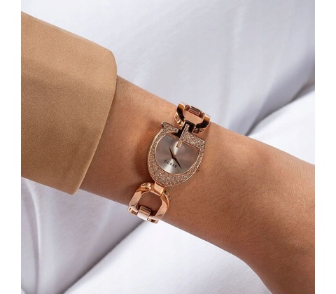 Guess GW0683L3