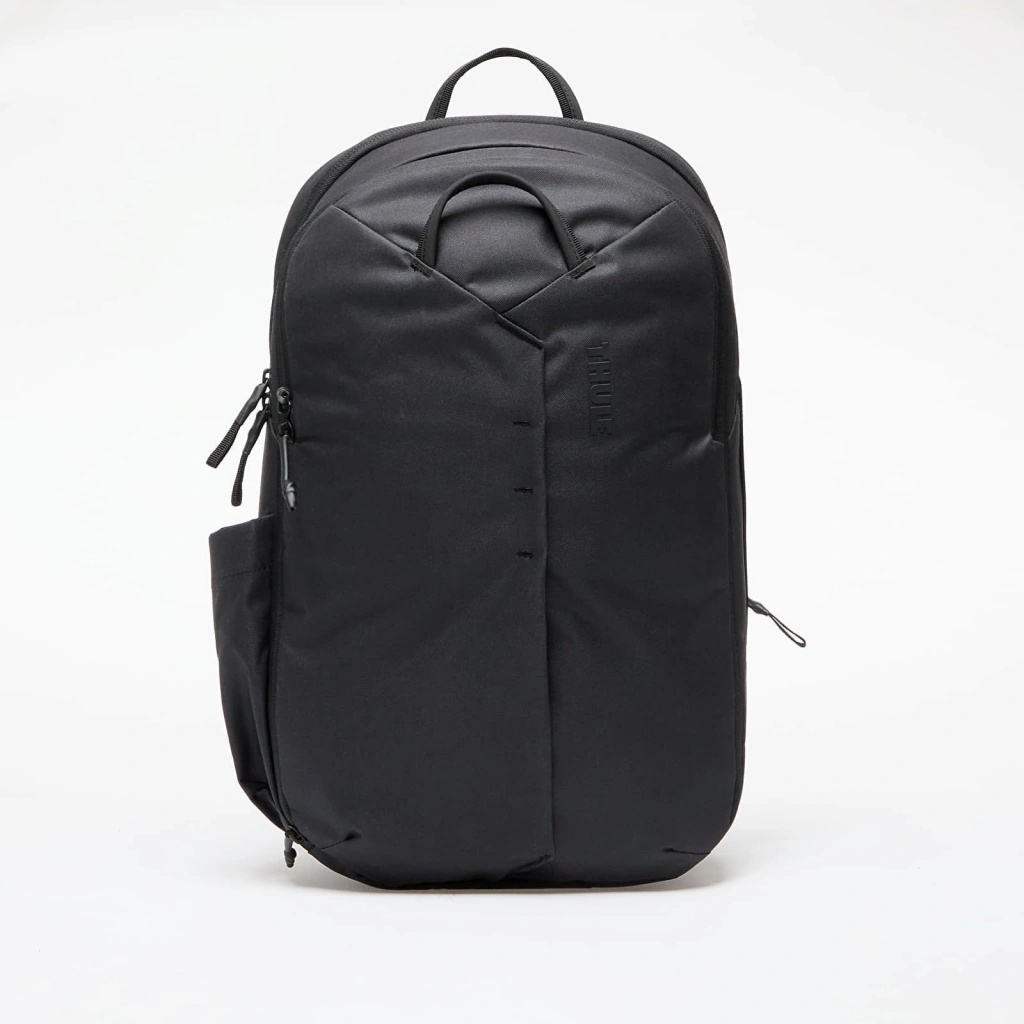 Thule Aion Black 28 l