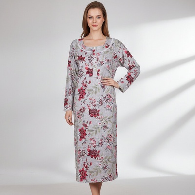 Ватирана макси нощница в сиво с червени цветя