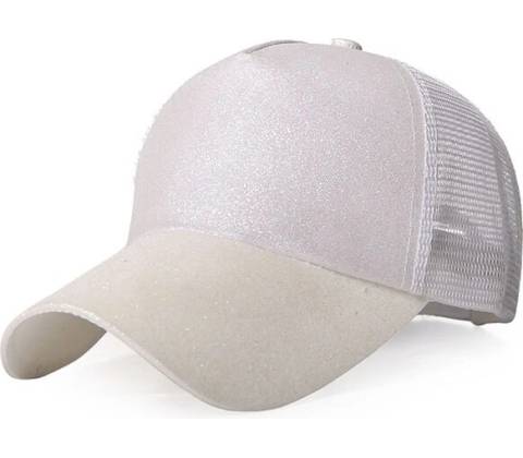 s brokátom Biela