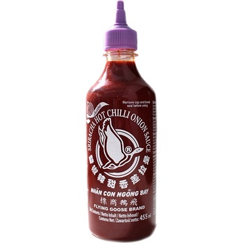 Flying Goose Chilli omáčka Sriracha hot s cibuľou 455 ml