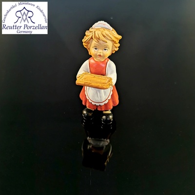 Reutter Porzelan - Porcelánová bábika 12cm