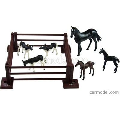Britains Accessories Set Baby Animal With Horse And Hurdle Různé 1:32