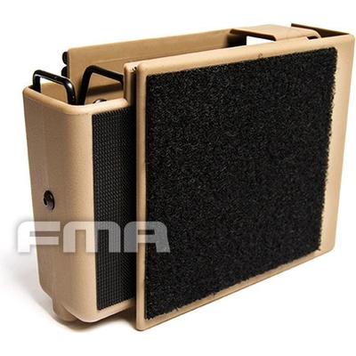 FMA Molle plastová na 4 pistolové zásobníky pouštní