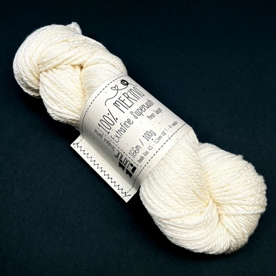 MMboutique Příze na barvení 100% merino ovčí vlna Extrafine Aran 166 m