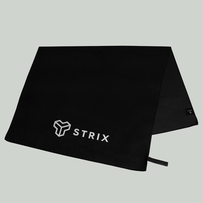 GymBeam STRIX Спортна кърпа Essential Medium Black