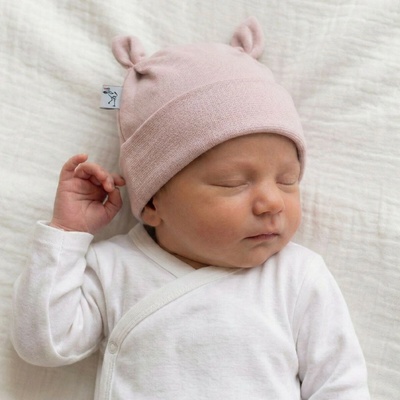 Baby Service Dojčenská nasadzovacia bavlnená čiapka s uškami Ružová